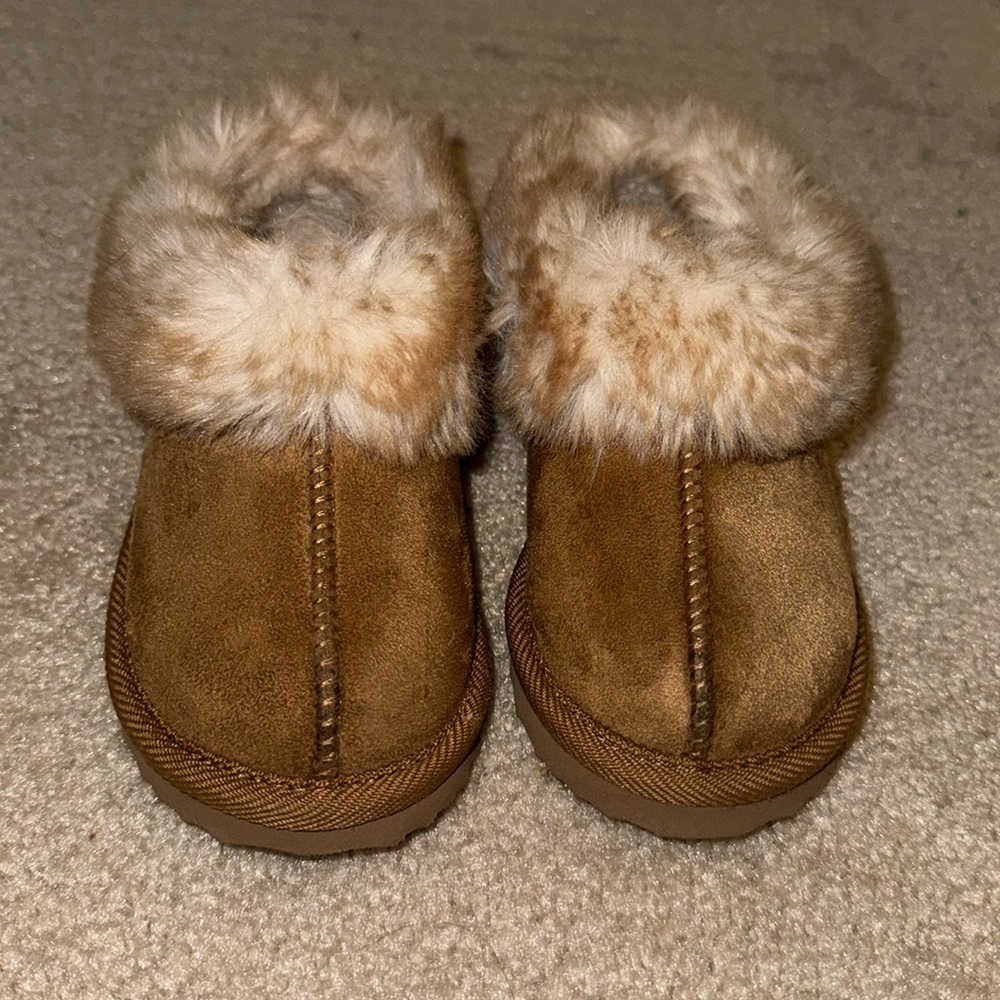Cat & Jack Callie Faux Fur Cuff Bootie Slipper